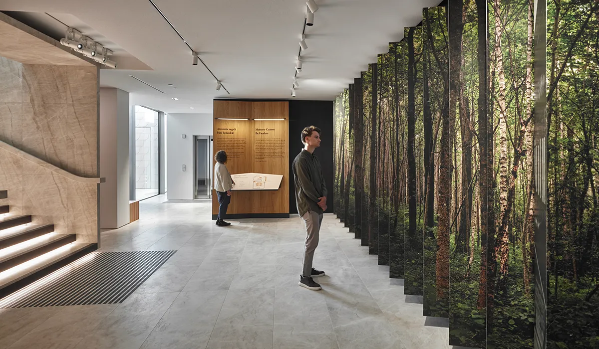 Visistors experience the Lost Shtetl museum, realised by Hypsos