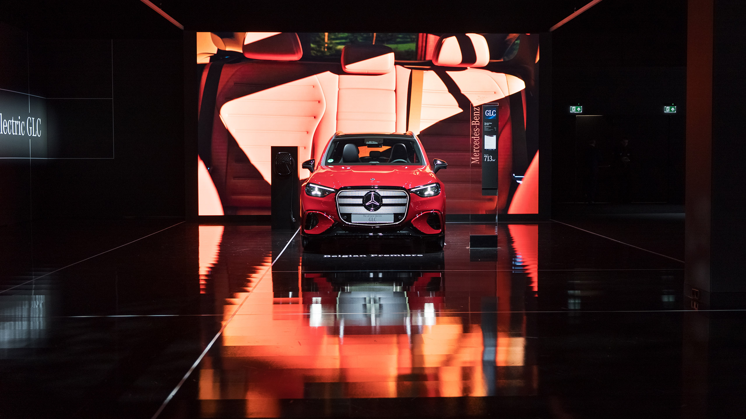 Hypsos' exhibition installation for the Mercedes-Benz brand experience at the Brussels Motor Show 2026